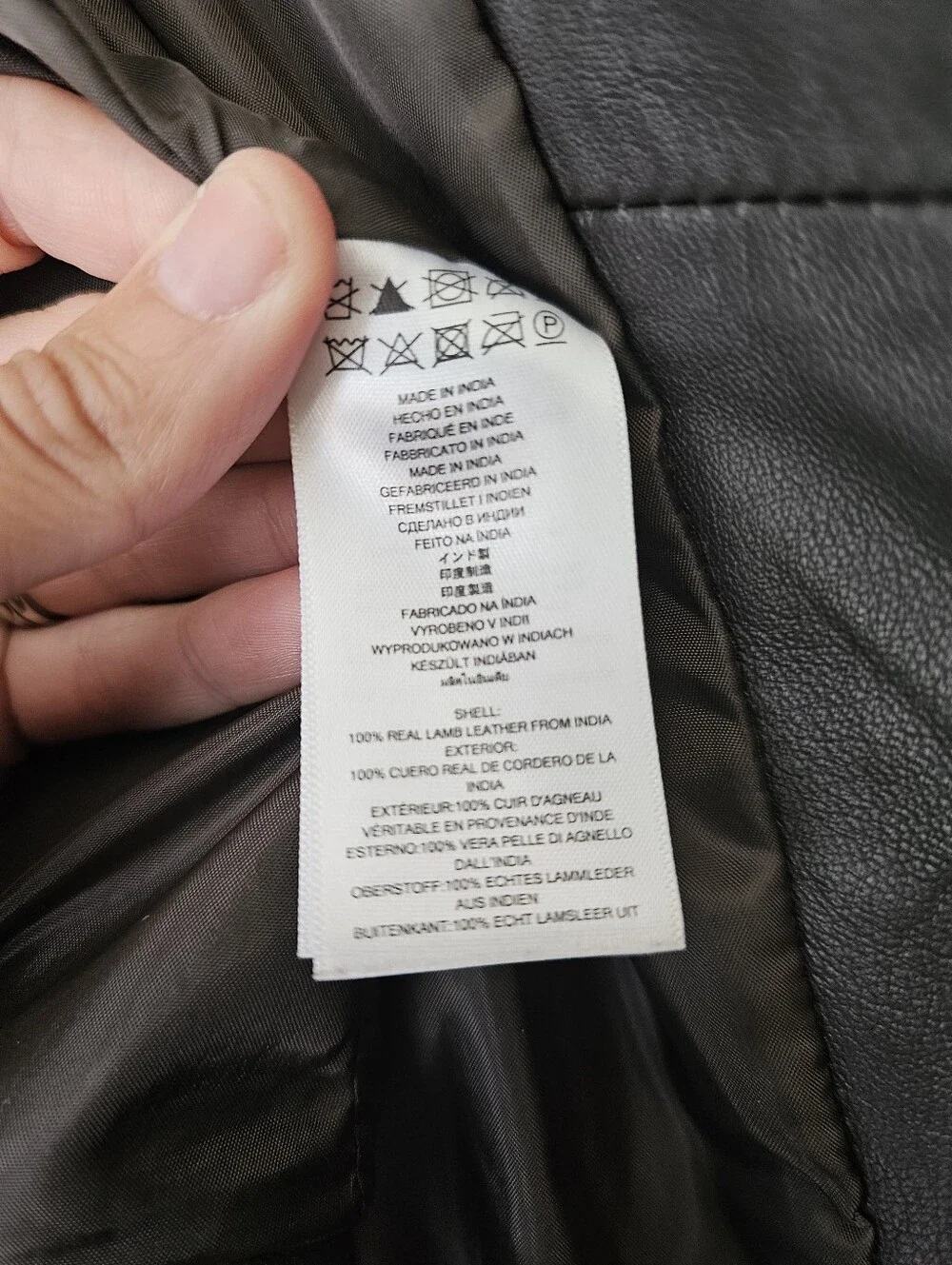 Michael Kors secure ribbed quilted